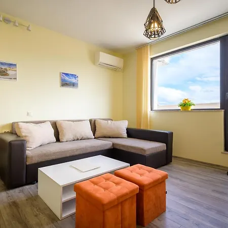 Apartment Hills View Near Central Bypmm *